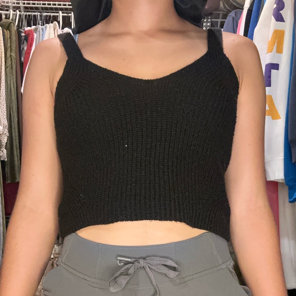 Knit cropped tank top